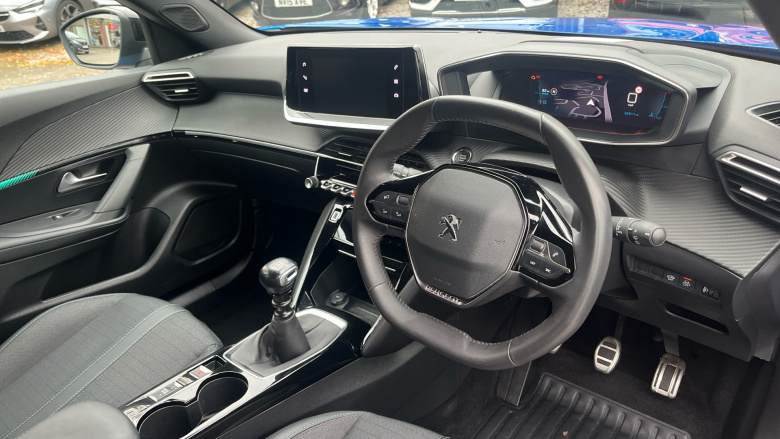 Peugeot 2008 1.2 PureTech 130 Allure Premium+ 5dr Petrol Estate